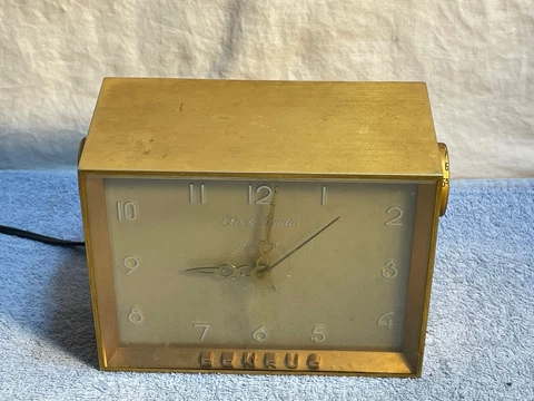 Vintage BENRUS Clock TUBE AM Radio BRASS CASE 10B Chassis Heavy RARE Cover