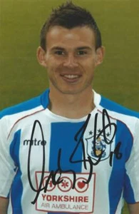 FOTO RETRATO 6x4 firmada por Andy Butler de Huddersfield + certificado de autenticidad - Imagen 1 de 1