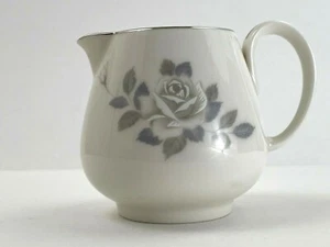 Noritake Ivory China Rosalind #7537 Creamer Platinum Gray and White - Imagen 1 de 10