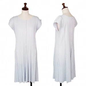 PLEATS PLEASE ärmelloses Kleid Plissee Nahtwechsel Größe 3 (K-122982) - Bild 1 von 12