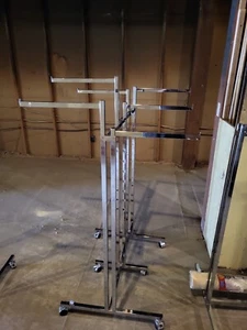 6 Way Clothes Rack with Straight Arms all adjustable - Picture 1 of 4