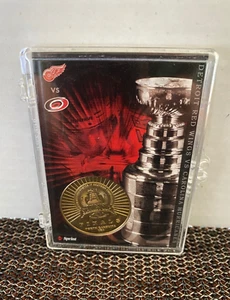 DETROIT RED WINGS vs. CAROLINA HURRICANES 2002 EASTERN CONF CHAMPIONS MÜNZE - Bild 1 von 4