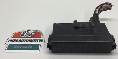 2005 英菲尼迪G35轿跑车小型保险丝继电器盒电池发动机托架后原始设备制造商 — 第 1/4 张图片