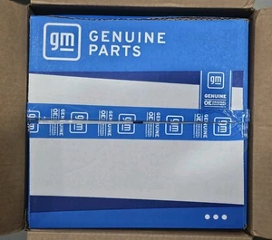 Genuine GM OEM AC Delco Parts 19418175 Air Conditioning Compressor -New Open Box - Picture 1 of 4