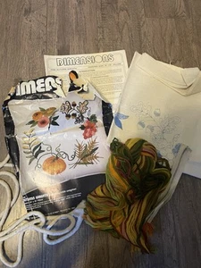 Dimensions Crewel AUTUMN WREATH Fall 16"X 16" Pillow Kit 1088 Vintage READ - Picture 1 of 5