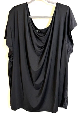 Blusa Top Camiseta Negra Manga Corta Torrid Active Para Mujer Talla Grande 5X Foto 1 de 4