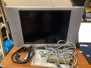 SHARP LC-15B4U 15" Inch LCD TV Built-in Speakers GAMING TELEVISION SHOWN WORKING