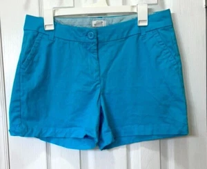 Crown & Ivy shorts women size 8 Caroline chino aqua beach Summer nice condition - Picture 1 of 3