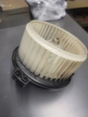 Conjunto de soplador Mitsubishi Eclipse 2000-2005 Foto 1 de 4