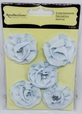 RECUERDOS Rosetas Cinta Azul Bebé Signature con Centros de Estrás - 5 un. Foto 1 de 2