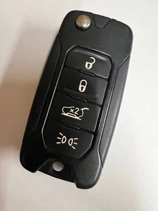 GENUINE JEEP 4 BUTTON REMOTE FLIP KEY FOB RENEGADE ETC TESTED & WORKING.!!! - Picture 1 of 4