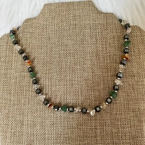 Vintage Coastal Necklace Festival Magnetite Stone Chips Gypsy Boho 10749 - Picture 1 of 7