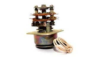 Militärischer Motor-Drehschalter Saia Burgess / Ledex, 24 V, Rotary Relay, NOS - Picture 1 of 9