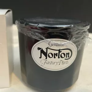GENUINE NORTON COMMANDO 750 850 SPIN ON OIL FILTER 06-3371 FITS ON TO 06-3139 UK - Bild 1 von 5