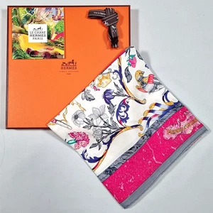 RARO VINTAGE HERMES Bufanda de Seda "Pierres d'Orient et d'Occident" Carre 90 - Imagen 1 de 16