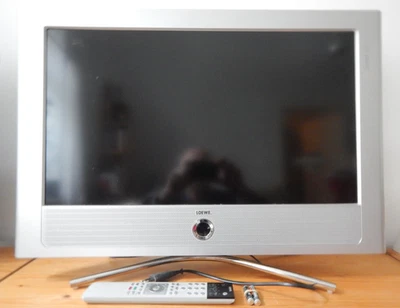 Loewe Connect 26 LED Fernseher chrome silver - Bild 1 von 4