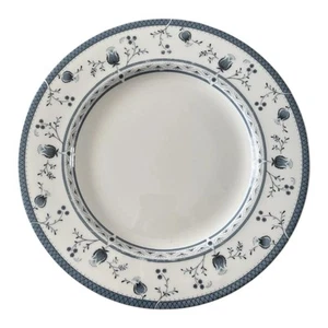 Royal Doulton Cambridge 10 5/8” Dinner Plate - Picture 1 of 3