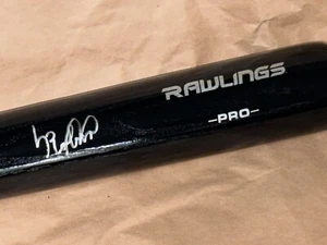 LUIS ROBERT - Chicago White Sox Signed Black Rawlings Pro Baseball Bat - JSA COA - Picture 1 of 6