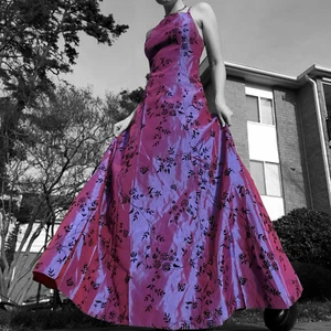 ₊˚ .✿⋆ vintage 90s purple and red iridescent prom dress with black velvet floral - Picture 1 of 8
