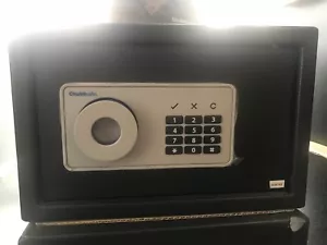 Chubb Safe Air 10 Electronic £1000.00 Cash Rating - Picture 1 of 1