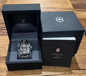 Victorinox 241705 Maverick Men's Automatic Watch - Picture 1 of 5