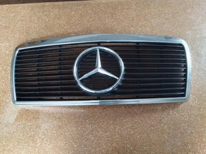 Mercedes Benz w124 Schätz Kuhlergrill E class 1993-1995 - Picture 1 of 15