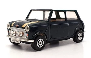 Corgi 1/36 Scale C3min6 - Mini Reworked Conversion - Green/White - Picture 1 of 6