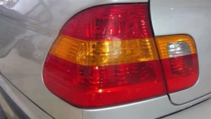 02-05 BMW 320i Driver Tail Light Sedan Canada Market - Picture 1 of 8