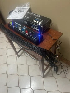 ROCKTRON PATCHMATE LOOP 8 FLOOR CONTROLLER AND 20 3FOOT CABLES - Picture 1 of 7