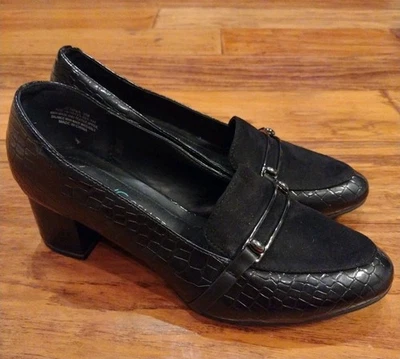 Zapatos para mujer Andrew Geller Jenna negros de tacón ancho talla 9M Foto 1 de 4