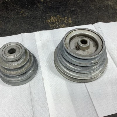 Винтажный комплект шкивов для сверлильного станка - Изображение 1 из 2