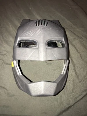 Mattel Batman Dawn of Justice Light up Voice Changer Costume 2015 Halloween - Image 1 of 3