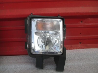 Luz antiniebla intermitente OEM CADILLAC SRX 04 05 06 07 08 09 LADO DERECHO Foto 1 de 4