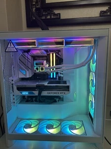 Nagelneuer PC mit 4070 Super Aero White mit 7800x3D CPU Full White PC. - Bild 1 von 7