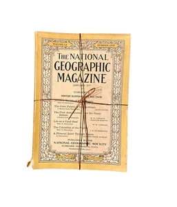 The Entire Year Of 1927 - National Geographic Wrapped In Twine - Imagen 1 de 4