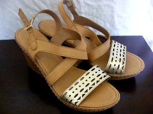 WOMENS BEIGE / GOLD TONE SANDALS / SHOES by MONSOON UK 8 EU 41 - Picture 1 of 8