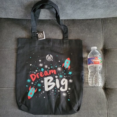 Bolso de Mano The Body Shop Negro “Dream Big” 14x14.5 pulgadas - Nuevo con Etiquetas Foto 1 de 4