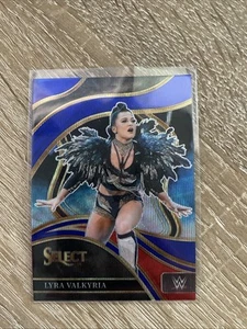 Panini WWE Select 2024 Blue Wave Prizm Ringside Lyra Valkyria /49 - Bild 1 von 2
