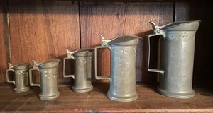 Antike abgestufte Zinn Maße 5er Set - Bild 1 von 11