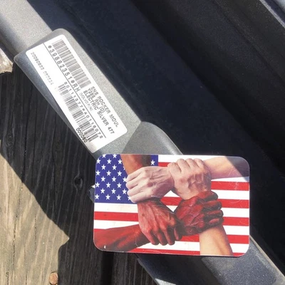 Moldura basculante inferior derecha Volvo 39809896 S80 2007-2016 477 plateada Foto 1 de 4