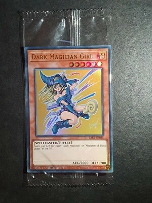 Yugioh Rare / Misprint LART-EN035 Dark Magician Girl Ultra Promo (sealed pack) - Bild 1 von 4