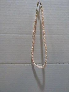 VTG 18" PUKA CHIP SHELL NECKLACE BOHO/RETRO - Picture 1 of 4