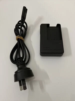 Casio Lithium Ion Battery Charger BC-11 - Image 1 of 4