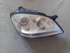 GENUINE HEADLIGHT XENON MERCEDES BENZ ML FACELIFT RIGHT  SIDE W164 COMPLETE  - Picture 1 of 2