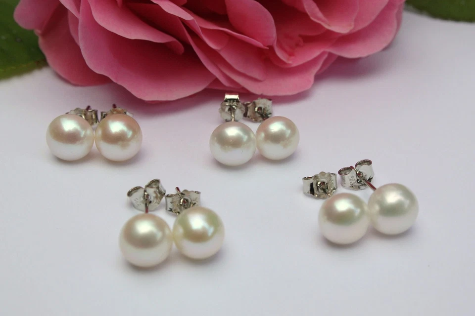 BIANCO 7 mm 4paar Acqua Dolce Coltivate PERLE SET Gioielli Orecchini a farfalla - Immagine 1 di 1