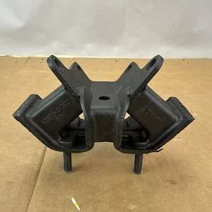 Toyota Lexus Genuine 06-15 IS 220D/250/300/350 TRANSMISSION MOUNT Insulator - Picture 1 of 6