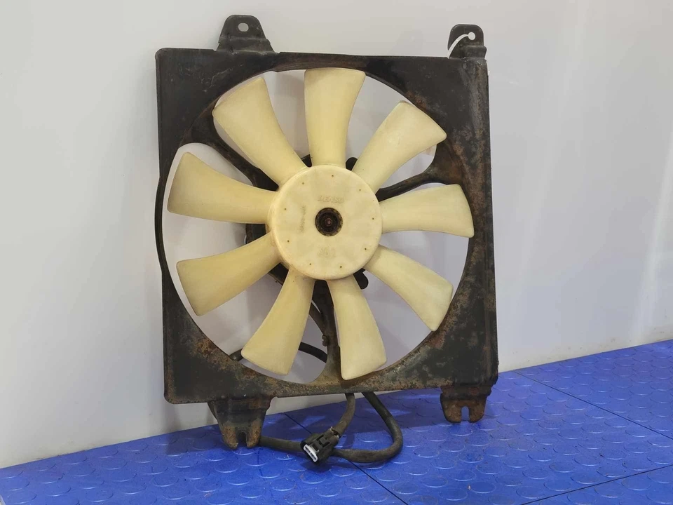 00-01 三菱 Eclipse 3.0L 交流电冷凝器 冷却风扇组件 原始设备制造商 MR315303 — 第 1/4 张图片