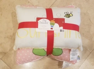 Paquete de almohada decorativa de 2 piezas Big Believer Lazy Daisy nuevo - Imagen 1 de 2