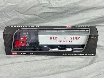 FORD LT-9000 Day Cab 40' Van Trailer RED STAR EXPRESS 1:64 DCP NIB 60-1275 - Image 1 of 4