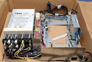 Conjunto Siemens 10813520 con fuente de alimentación MegaPAC Vicor MX8-7813414-G-LL PFC - Imagen 1 de 12